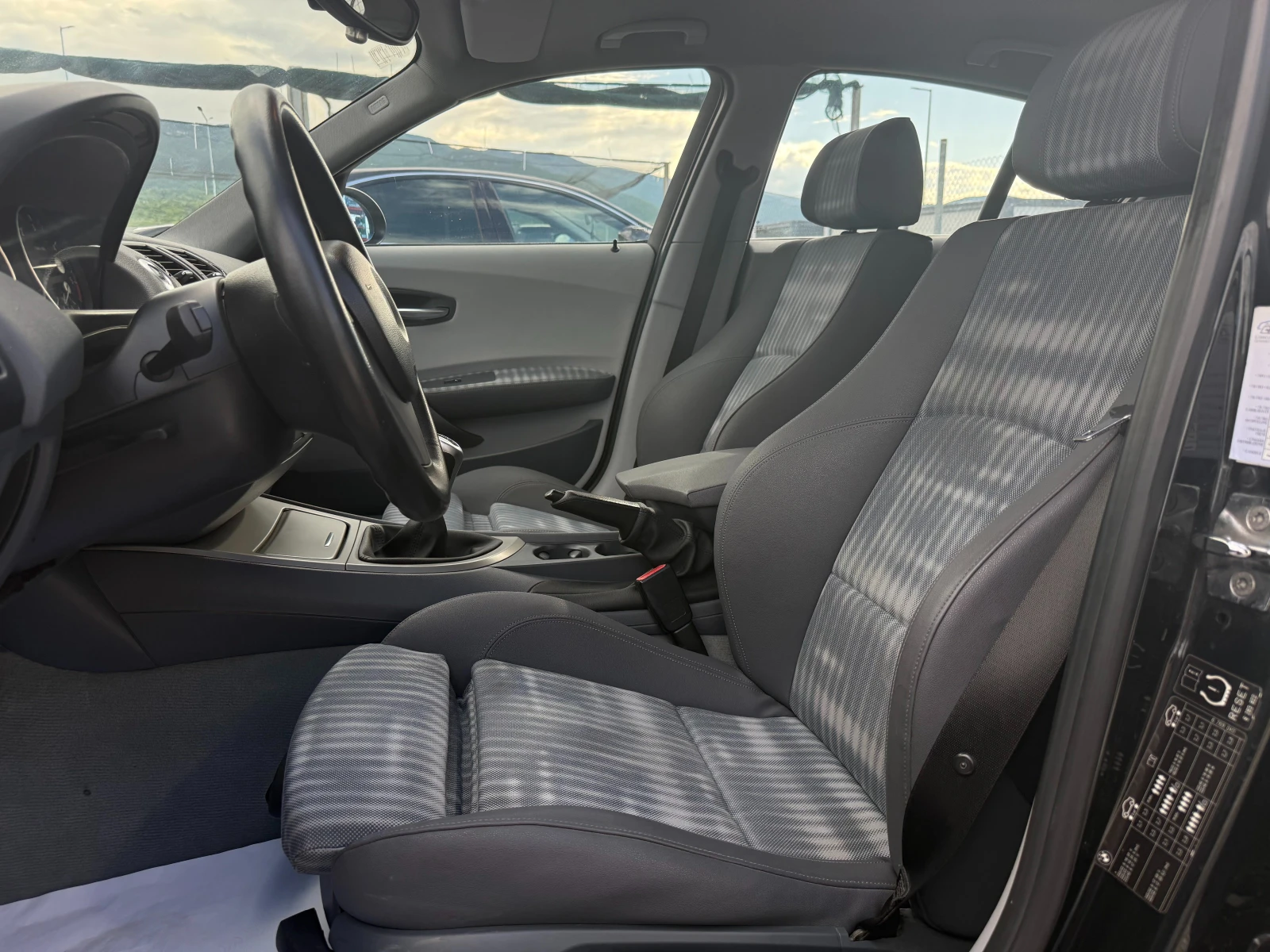 BMW 120 d, снимка 10 - Автомобили и джипове - 54567603