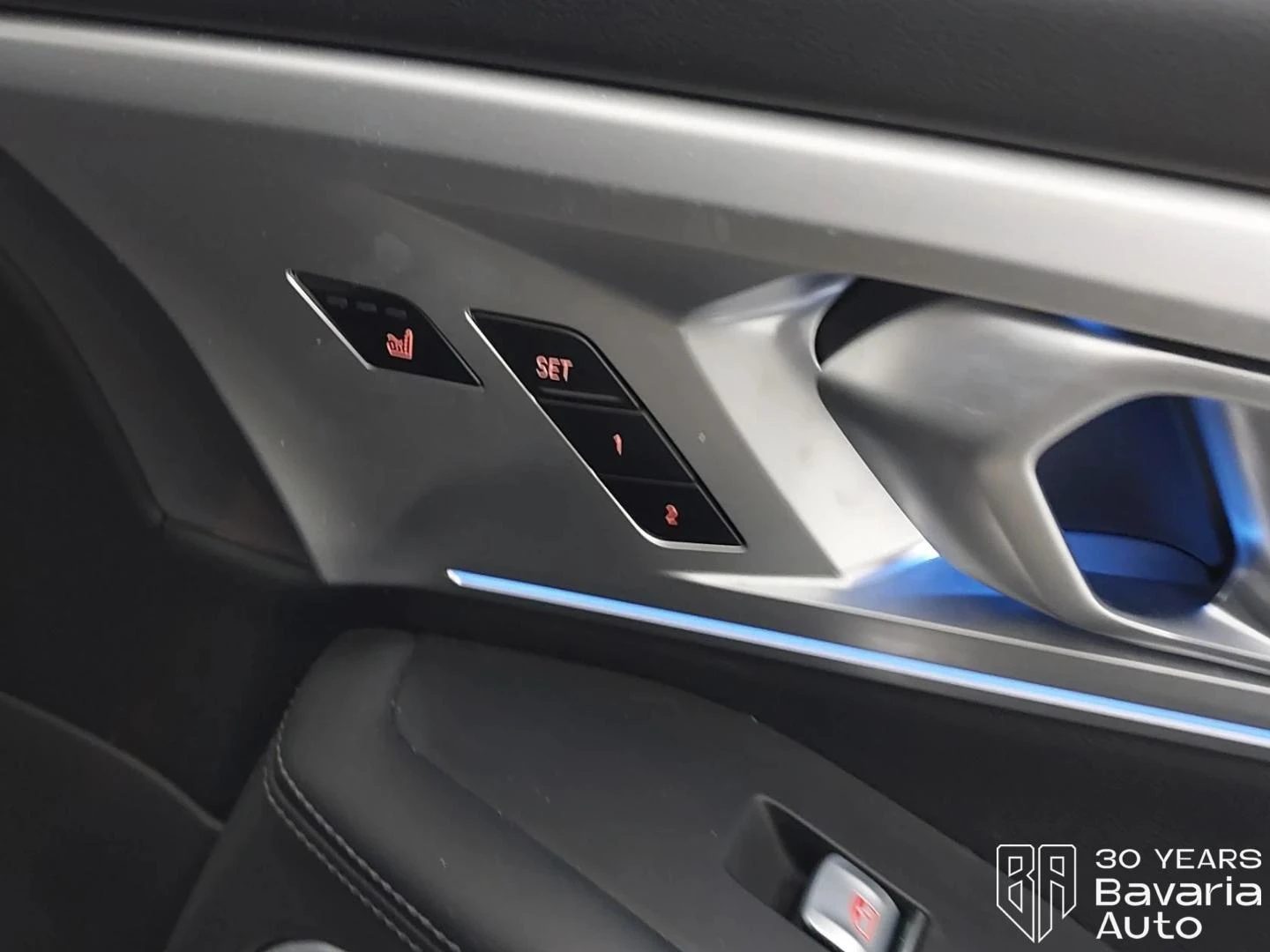 BMW XM 50e M Sport Paket Sportautomatic, снимка 16 - Автомобили и джипове - 54836565