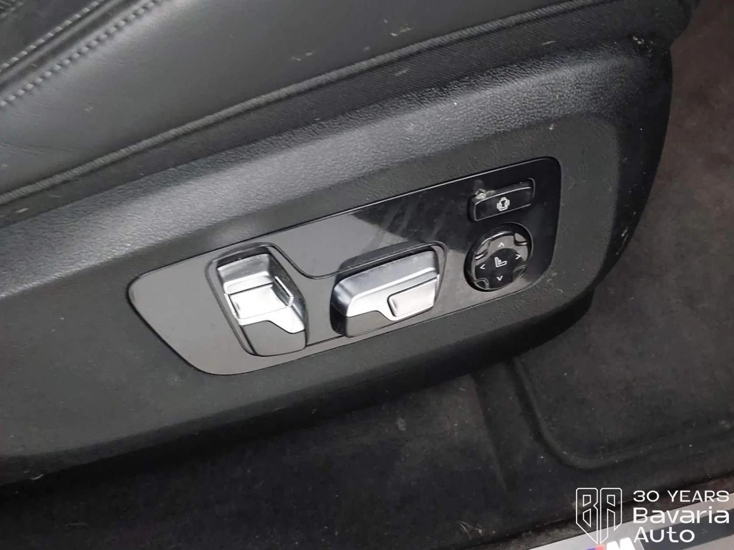 BMW XM 50e M Sport Paket Sportautomatic, снимка 15 - Автомобили и джипове - 54836565