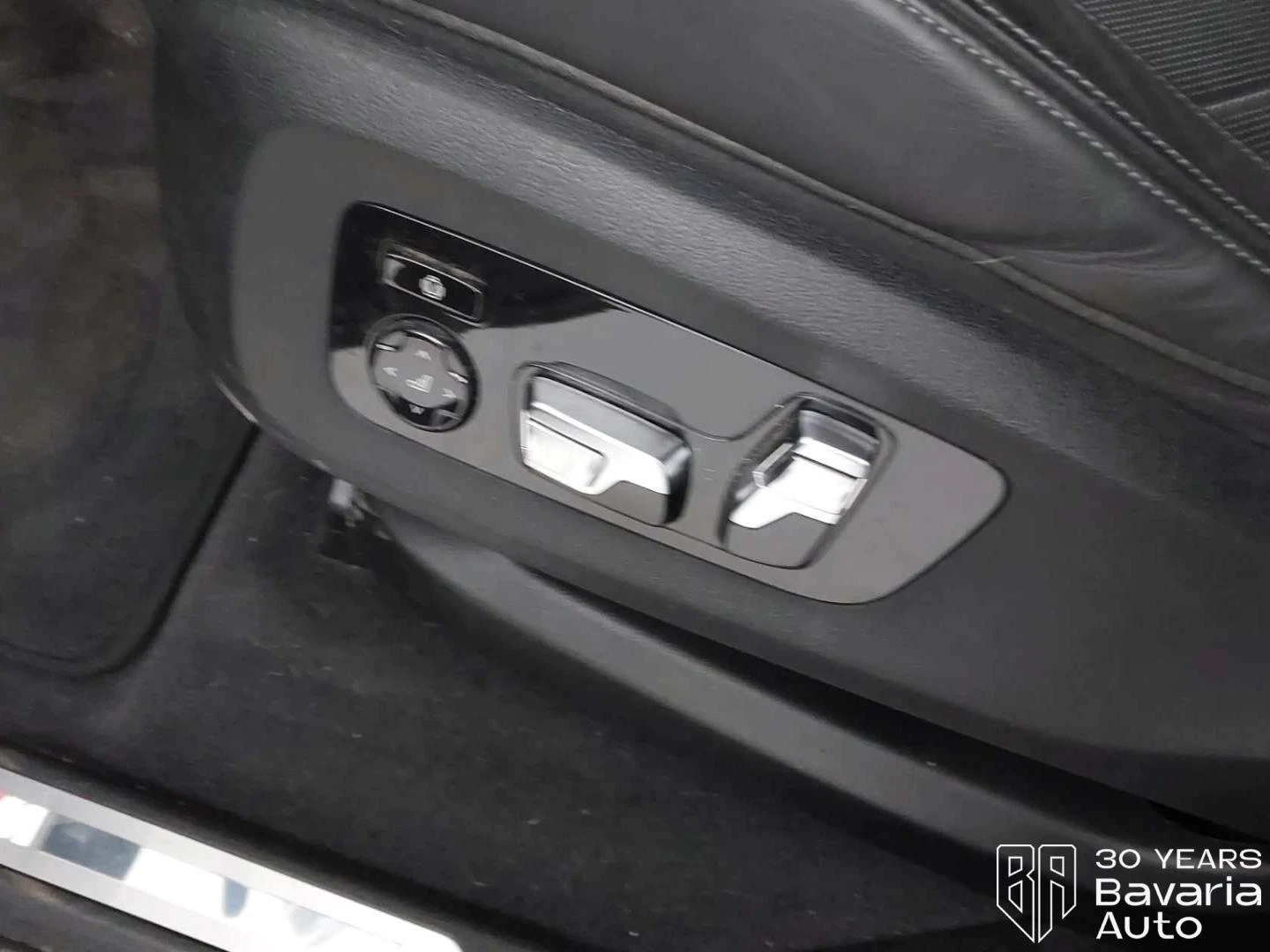 BMW XM 50e M Sport Paket Sportautomatic, снимка 14 - Автомобили и джипове - 54836565