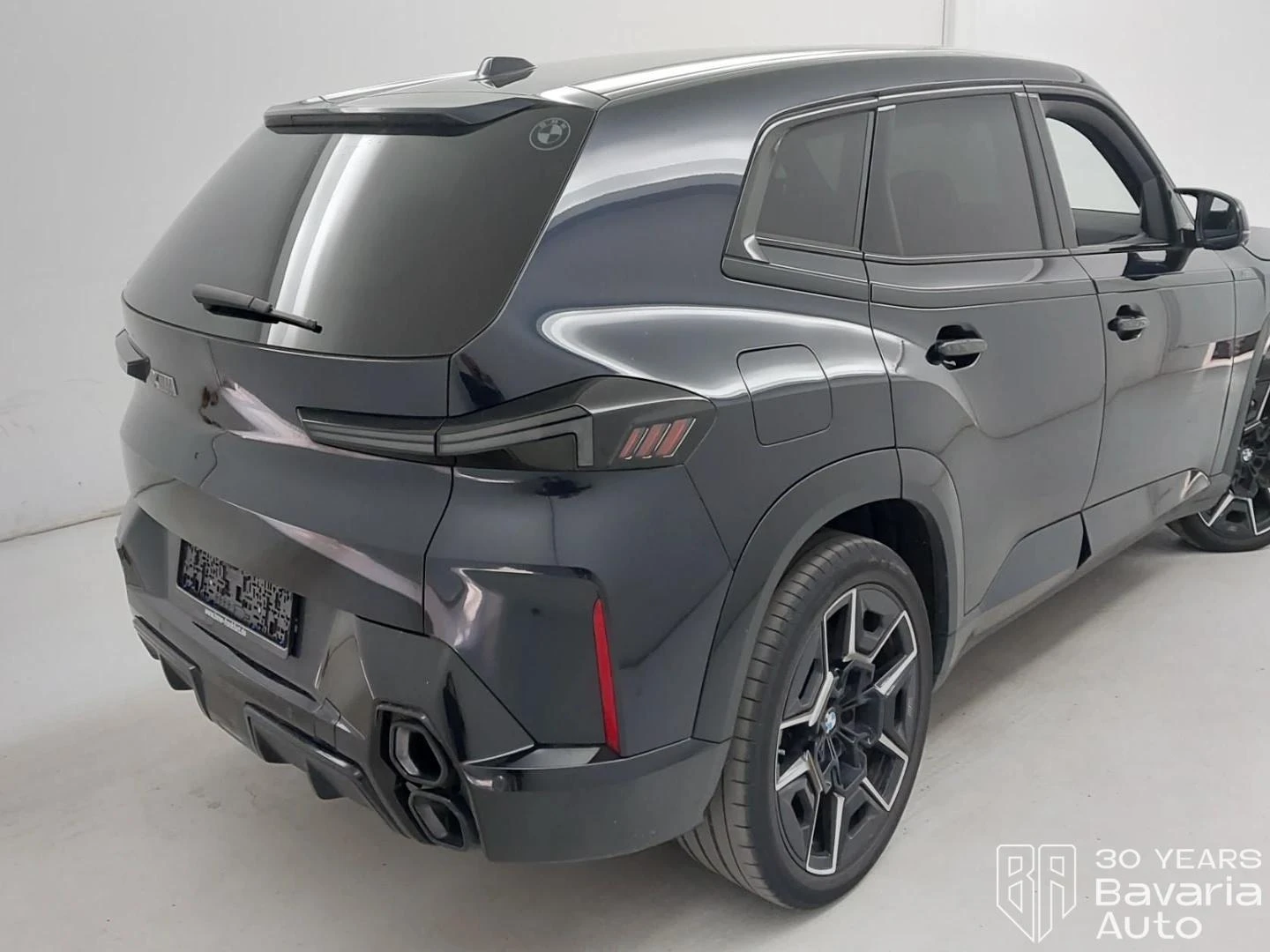 BMW XM 50e M Sport Paket Sportautomatic, снимка 3 - Автомобили и джипове - 54836565