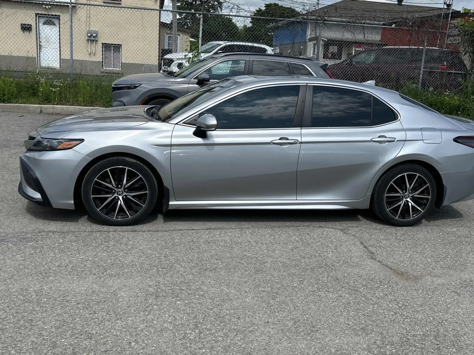 Toyota Camry SE, снимка 5 - Автомобили и джипове - 54882345