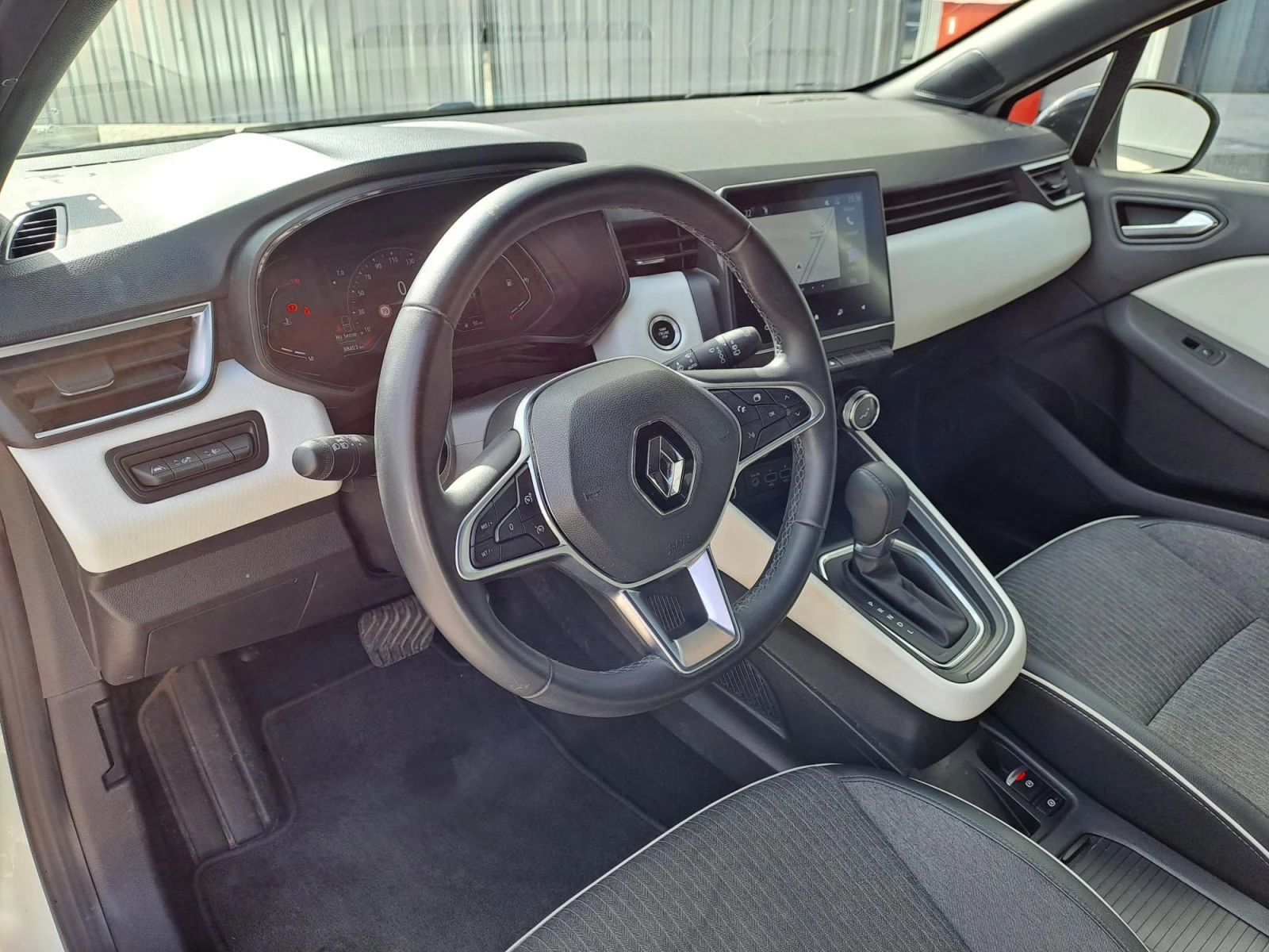 Renault Clio 1.0 TCe Еvolution 90 k.c. AUTOMATIC, снимка 7 - Автомобили и джипове - 55035809
