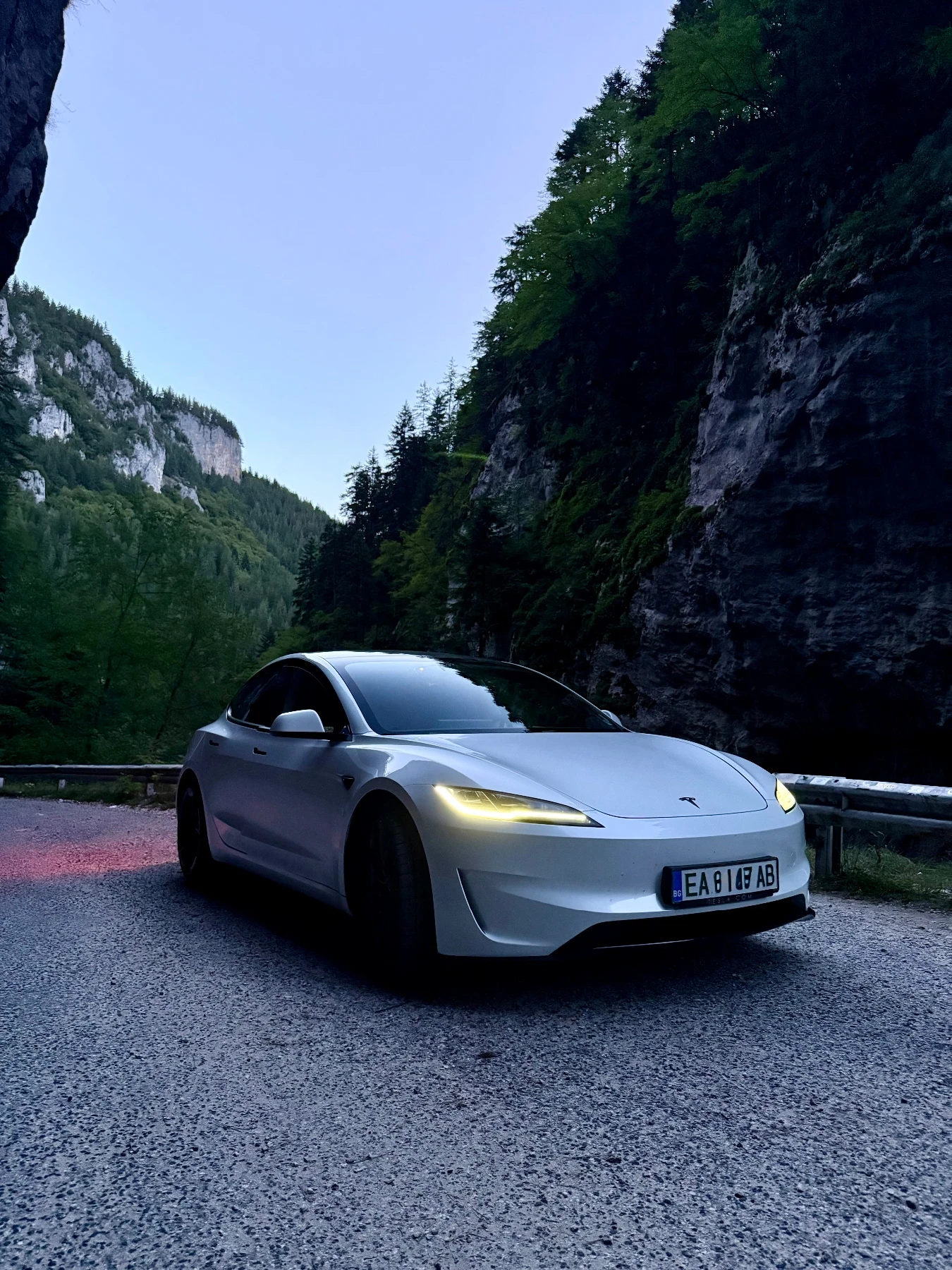 Tesla Model 3 Highland Performance, снимка 3 - Автомобили и джипове - 55664778