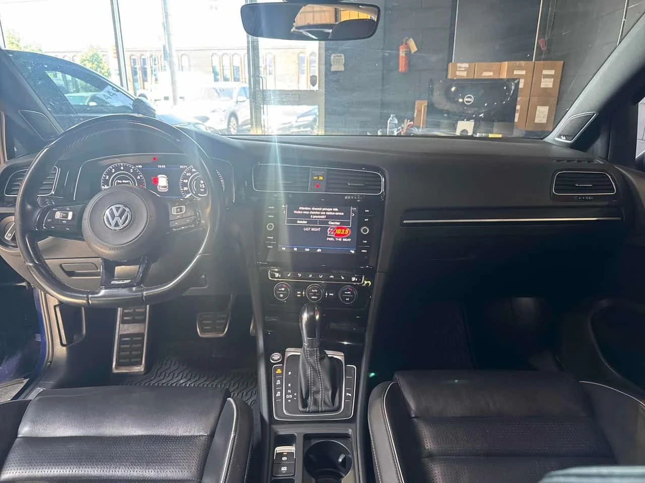 VW Golf R  DSG / CAMERA / CARFAX /, снимка 9 - Автомобили и джипове - 55782318