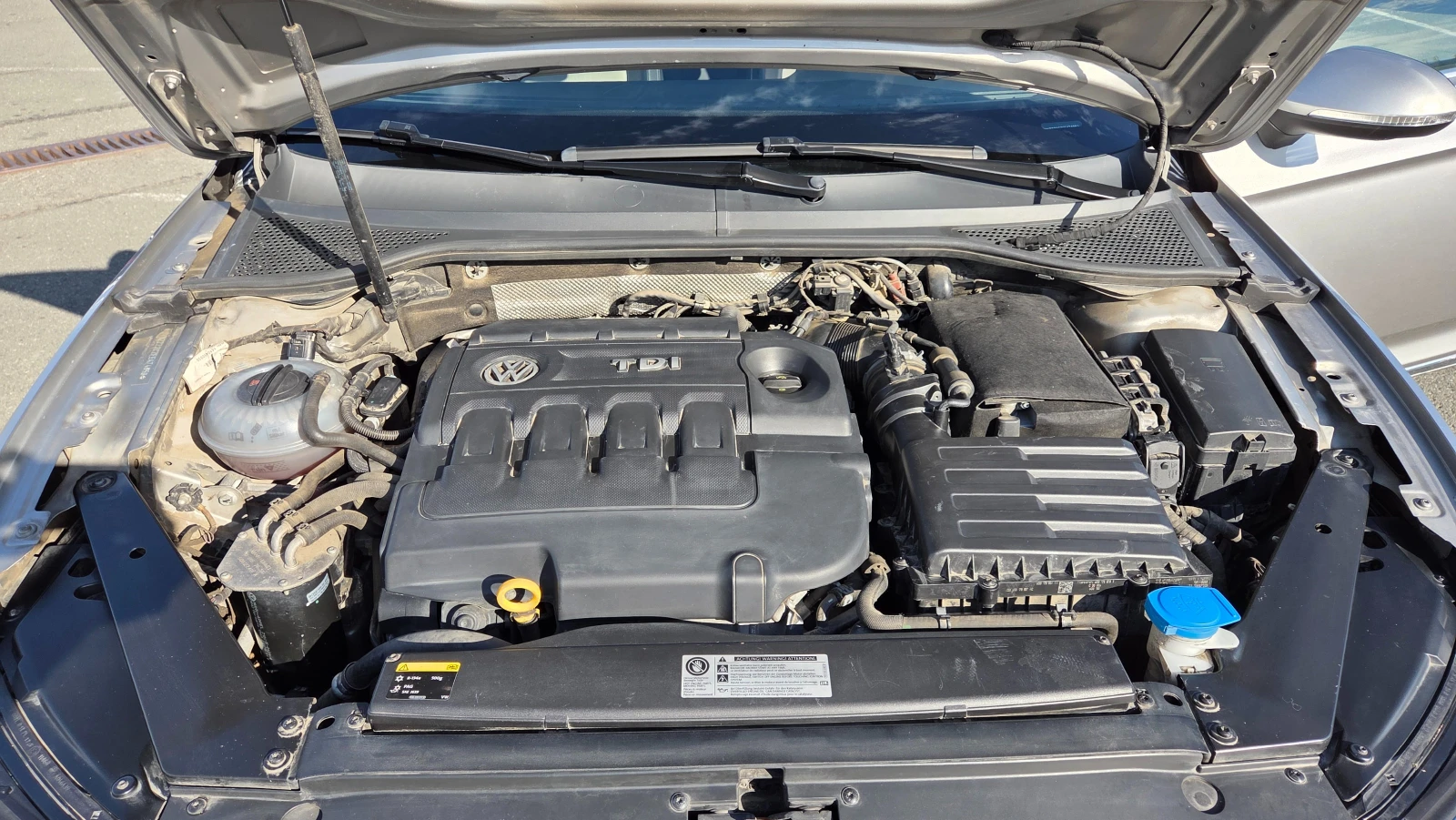 VW Passat B8 TDI 190кс, Highline, снимка 16 - Автомобили и джипове - 56144422