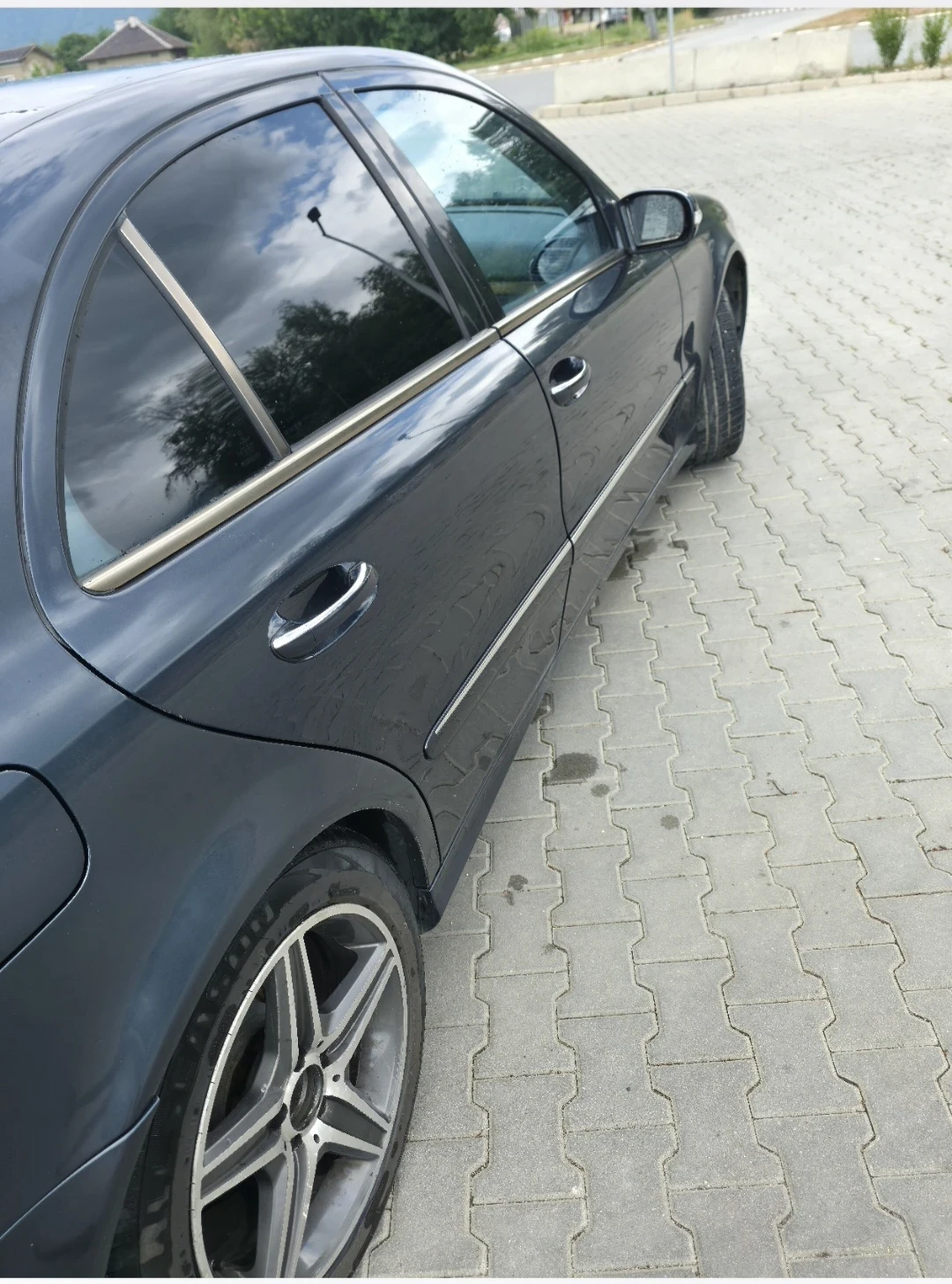 Mercedes-Benz E 270, снимка 6 - Автомобили и джипове - 56746795