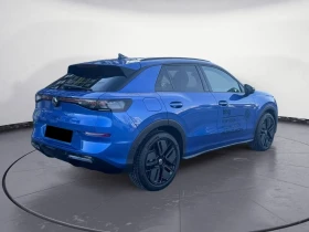 VW T-Roc 1.5 eTSI R-LINE BLACK STYLE , снимка 2