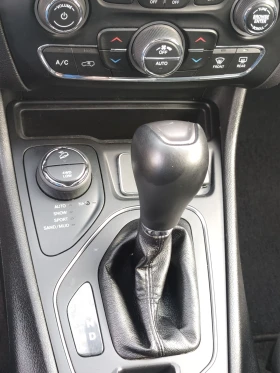 Jeep Cherokee 3.2 LATITUDE PLUS | Mobile.bg    13