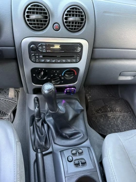 Jeep Cherokee 2.8CRD - 8400 лв. - 53130722 13