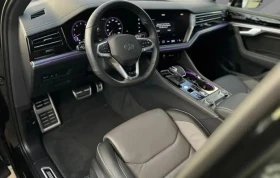 VW Touareg 3.0 TSI 4Motion = R-line = Black Style Гаранция - 70000 € / 136908.10 лв. - 76526635 6