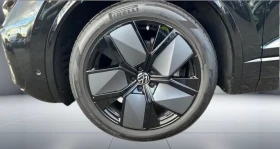 VW Touareg 3.0 TSI 4Motion = R-line = Black Style Гаранция - 70000 € / 136908.10 лв. - 76526635 4