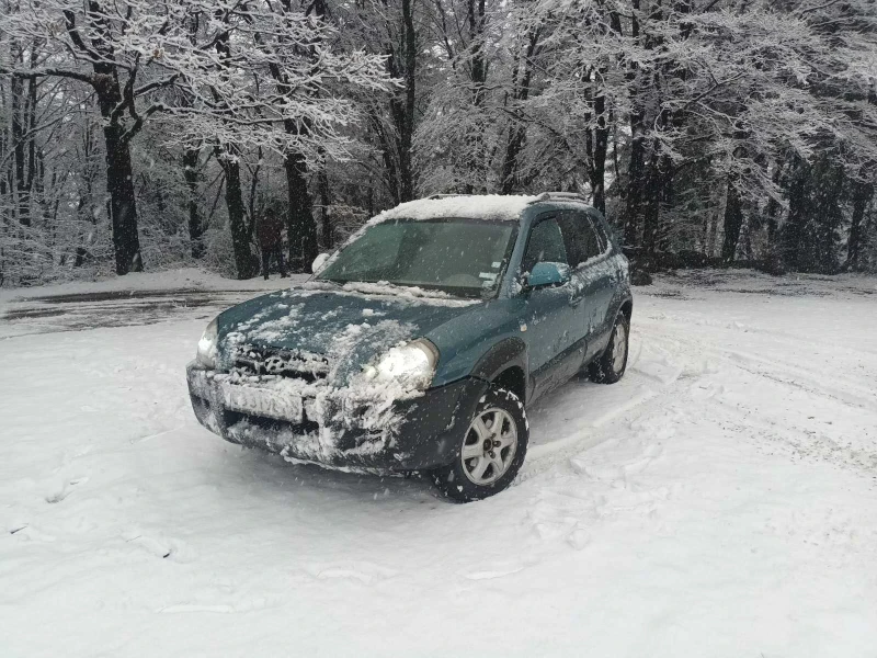 Hyundai Tucson 4x4 , снимка 5 - Автомобили и джипове - 48382218