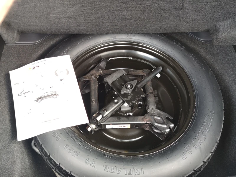 Jeep Cherokee 3.2 LATITUDE PLUS, снимка 6 - Автомобили и джипове - 52408927