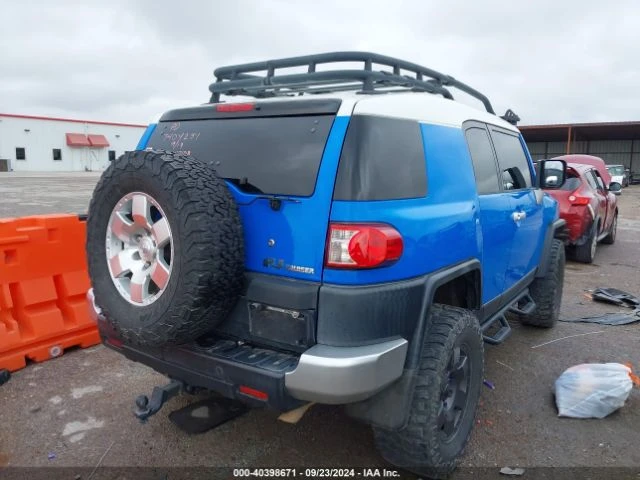 Toyota Fj cruiser, снимка 4 - Автомобили и джипове - 47646646