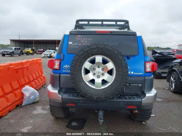 Toyota Fj cruiser, снимка 7 - Автомобили и джипове - 47646646