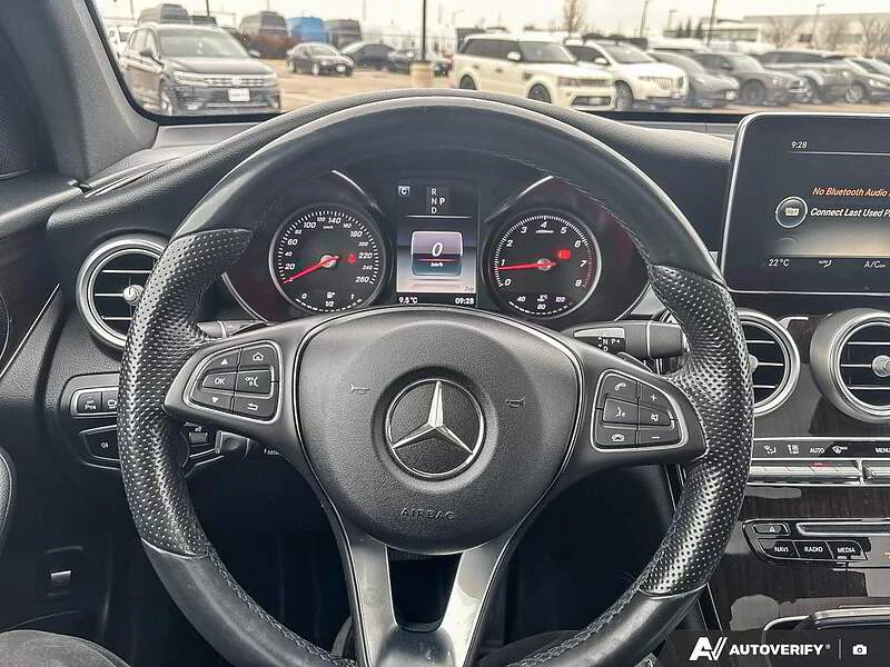 Mercedes-Benz GLC 300 4Matic, снимка 11 - Автомобили и джипове - 52655034