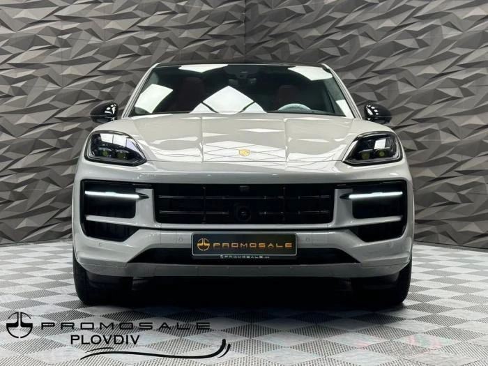 Porsche Cayenne GTS Coupe DualDisplay SportDesign TVs Panorama Alc, снимка 3 - Автомобили и джипове - 54953812