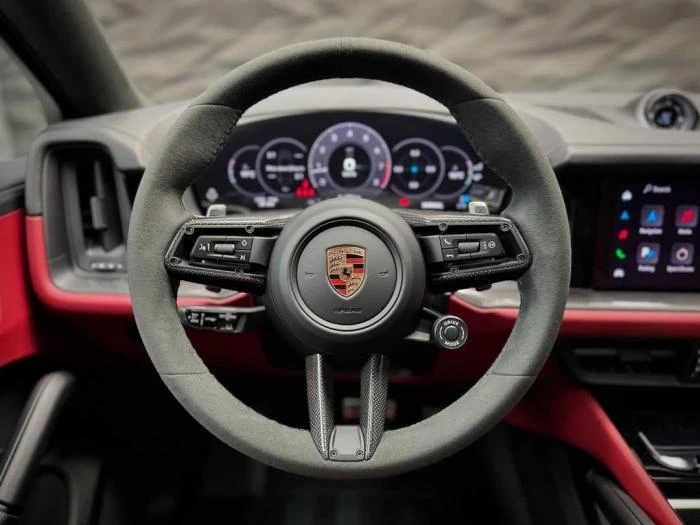 Porsche Cayenne GTS Coupe DualDisplay SportDesign TVs Panorama Alc, снимка 9 - Автомобили и джипове - 54953812