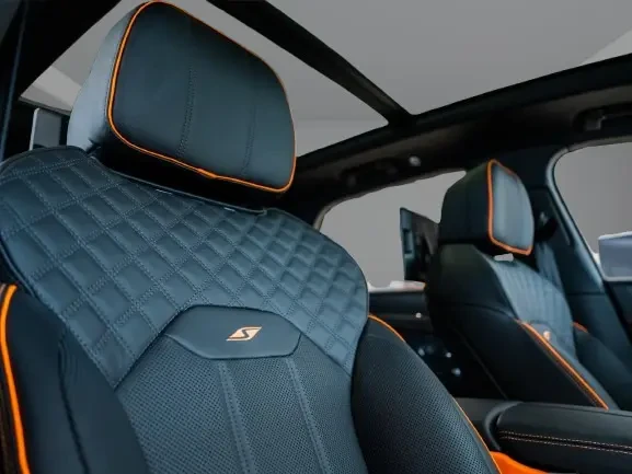 Bentley Bentayga S V8 = Black Edition = Гаранция, снимка 11 - Автомобили и джипове - 55486067