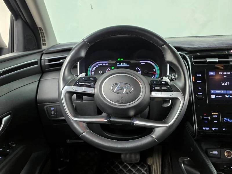 Hyundai Tucson Premium 2WD| 226к.с., снимка 13 - Автомобили и джипове - 56324886