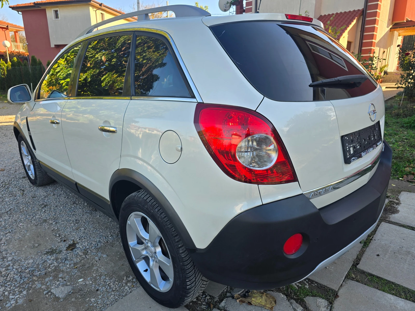 Opel Antara 2.0CDTI-АВТОМАТИК-4Х4-НАВИГАЦИЯ - изображение 4