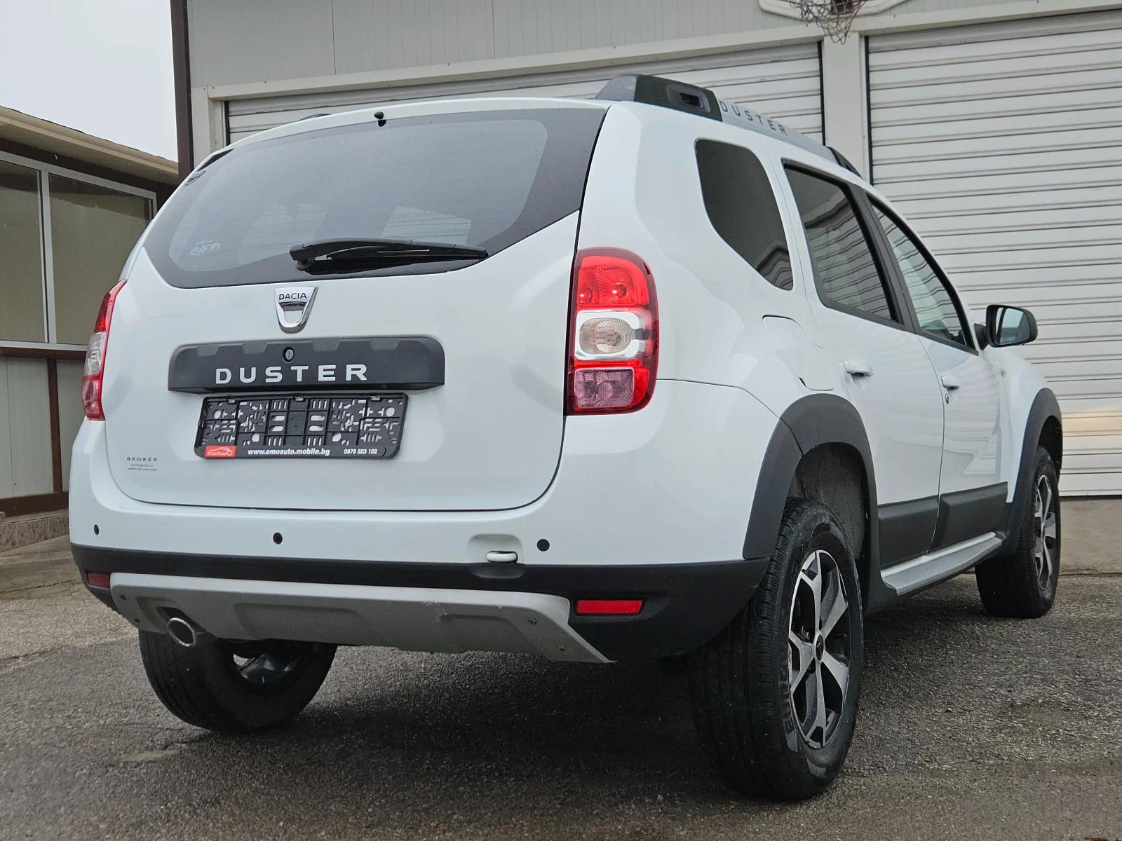 Dacia Duster 1.6GPL/LAUREATE/ACC/NAVI/КАМЕРА/БЛУТУТ/EURO 6B/ТОП - изображение 3