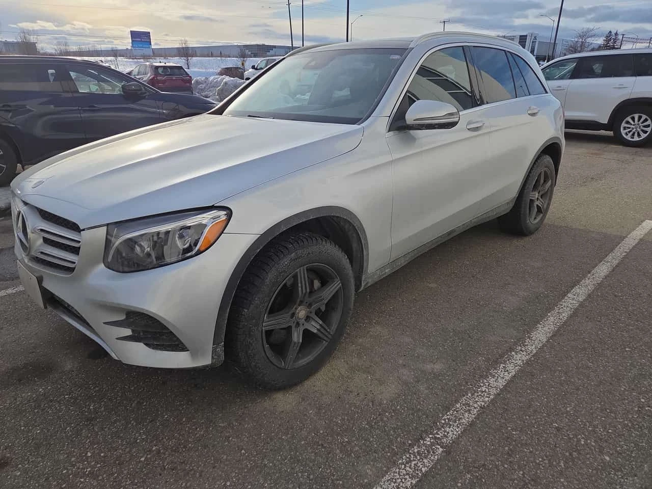 Mercedes-Benz GLC 300 AMG PACK/ПАНОРАМА/ПОДГРЕВИ