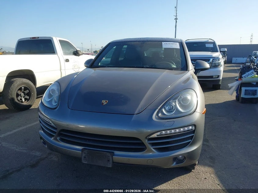 Porsche Cayenne 3.6l, снимка 12 - Автомобили и джипове - 53714751