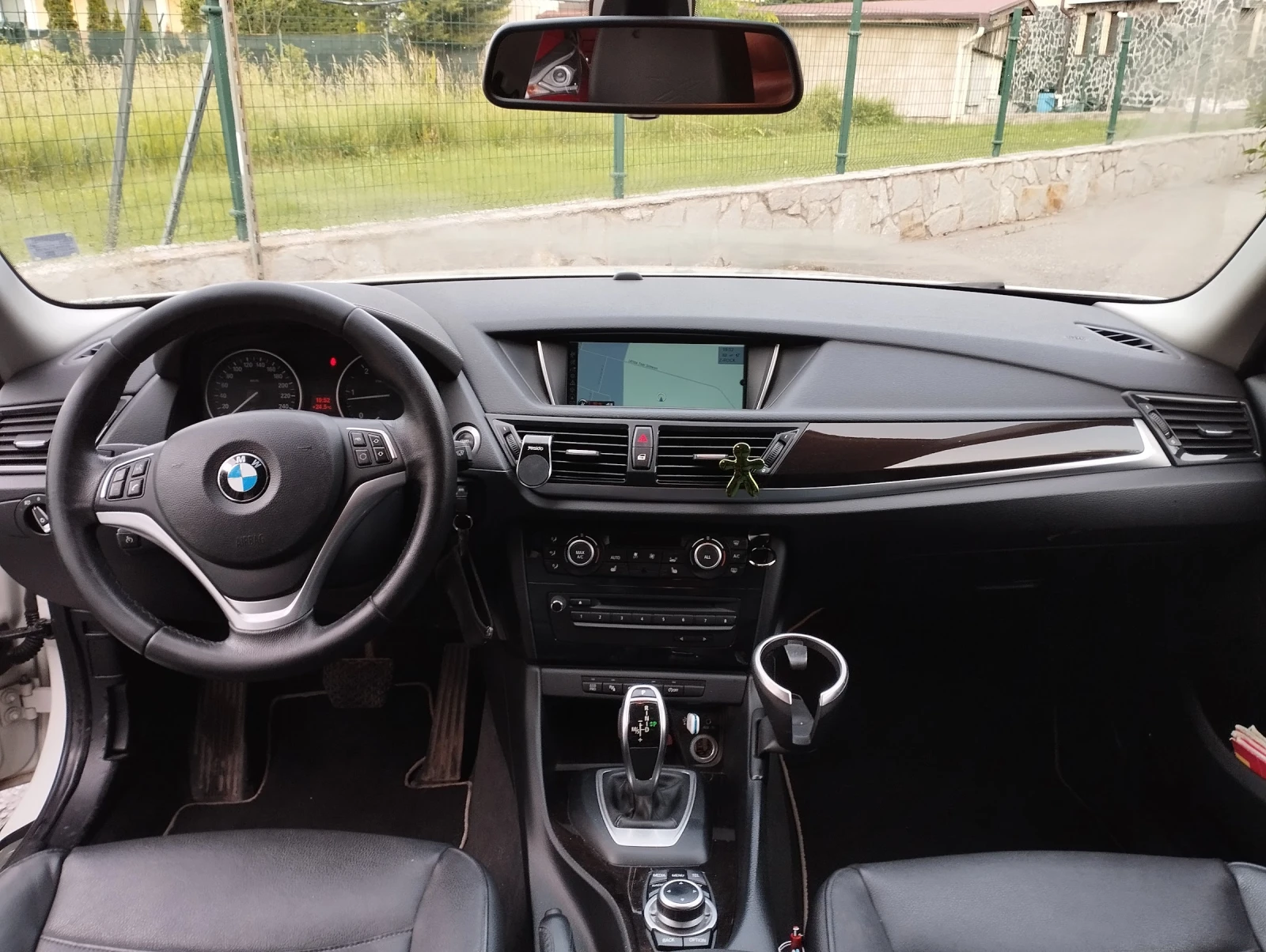 BMW X1, снимка 5 - Автомобили и джипове - 53904418