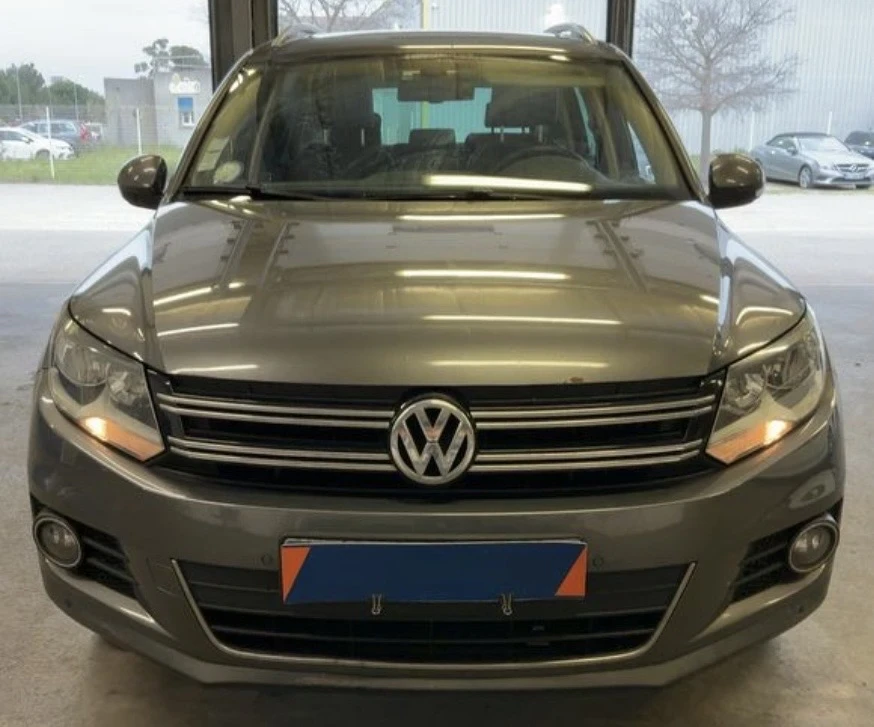 VW Tiguan 4-MOTION DSG ОЧАКВАН ВНОС , снимка 2 - Автомобили и джипове - 53952351