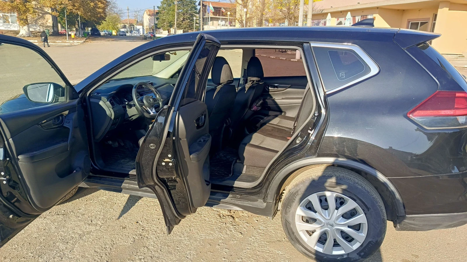 Nissan X-trail, снимка 9 - Автомобили и джипове - 54375060