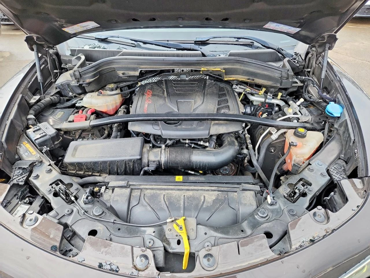 Alfa Romeo Stelvio 2.0l Ti, снимка 12 - Автомобили и джипове - 54384875