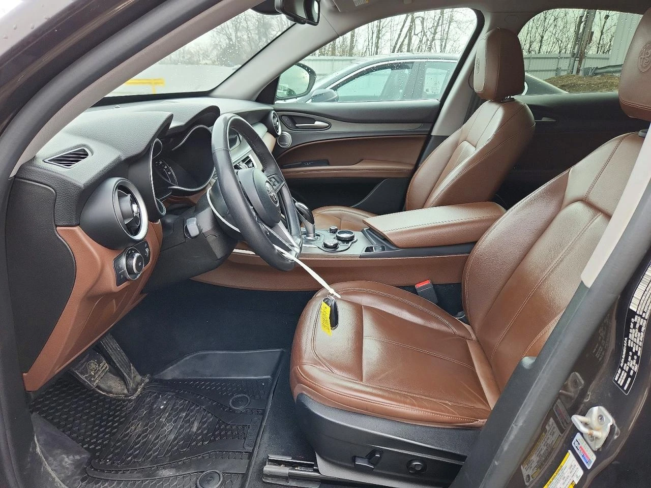Alfa Romeo Stelvio 2.0l Ti, снимка 7 - Автомобили и джипове - 54384875
