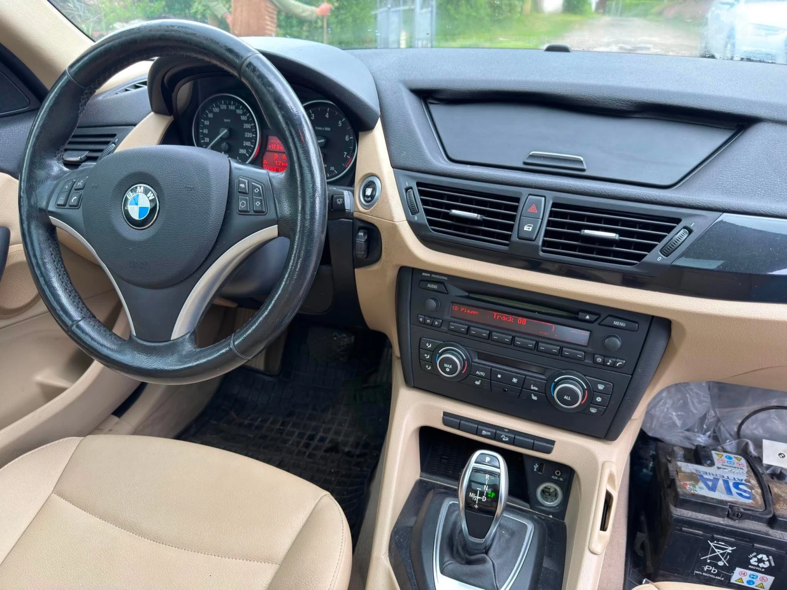 BMW X1 2.0 T, снимка 7 - Автомобили и джипове - 54591755