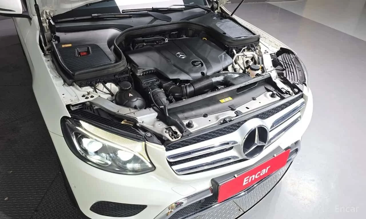 Mercedes-Benz GLC 220 4MATIC | ПАНОРАМА | АВТОКРЕДИТ, снимка 6 - Автомобили и джипове - 55694731
