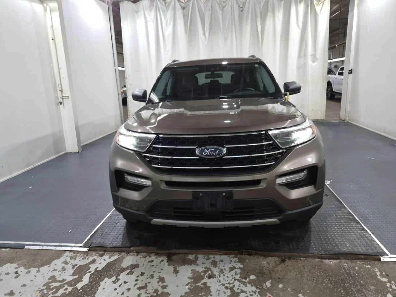 Ford Explorer * 4wd Xlt * CARFAX * , снимка 2 - Автомобили и джипове - 56622421