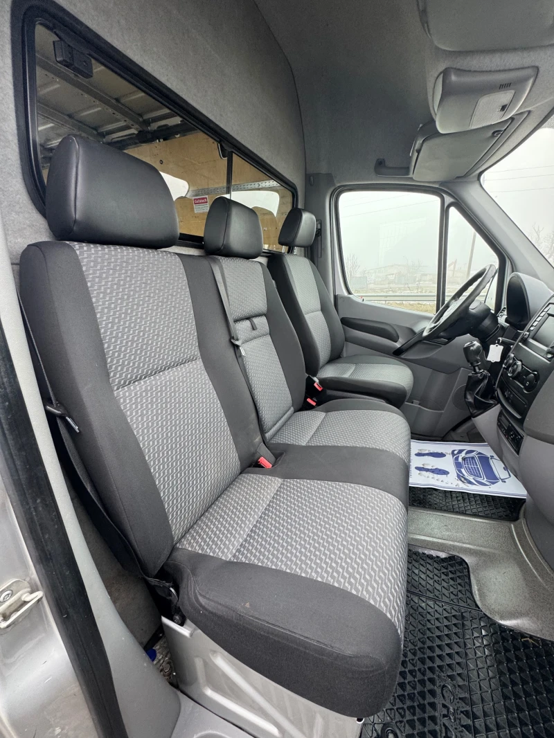 VW Crafter 2.0TDI* КЛИМА* НАВИ* НЕМСКИ* Оригинал, снимка 11 - Бусове и автобуси - 53224673