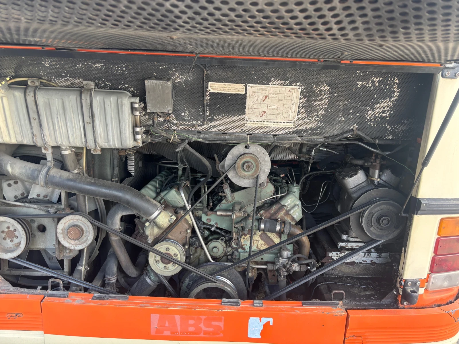 Setra S215hd, снимка 5 - Бусове и автобуси - 53754174