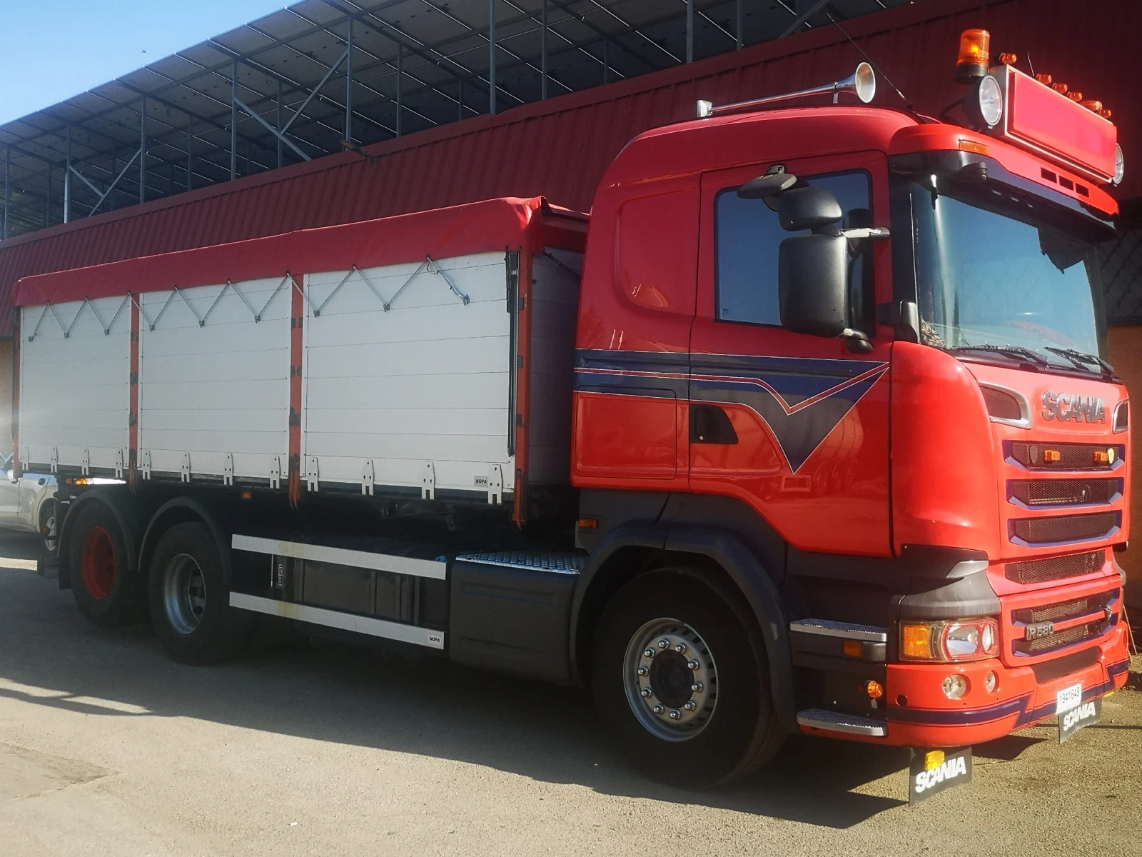 Scania R 560 Зърновоз, снимка 9 - Камиони - 56008527
