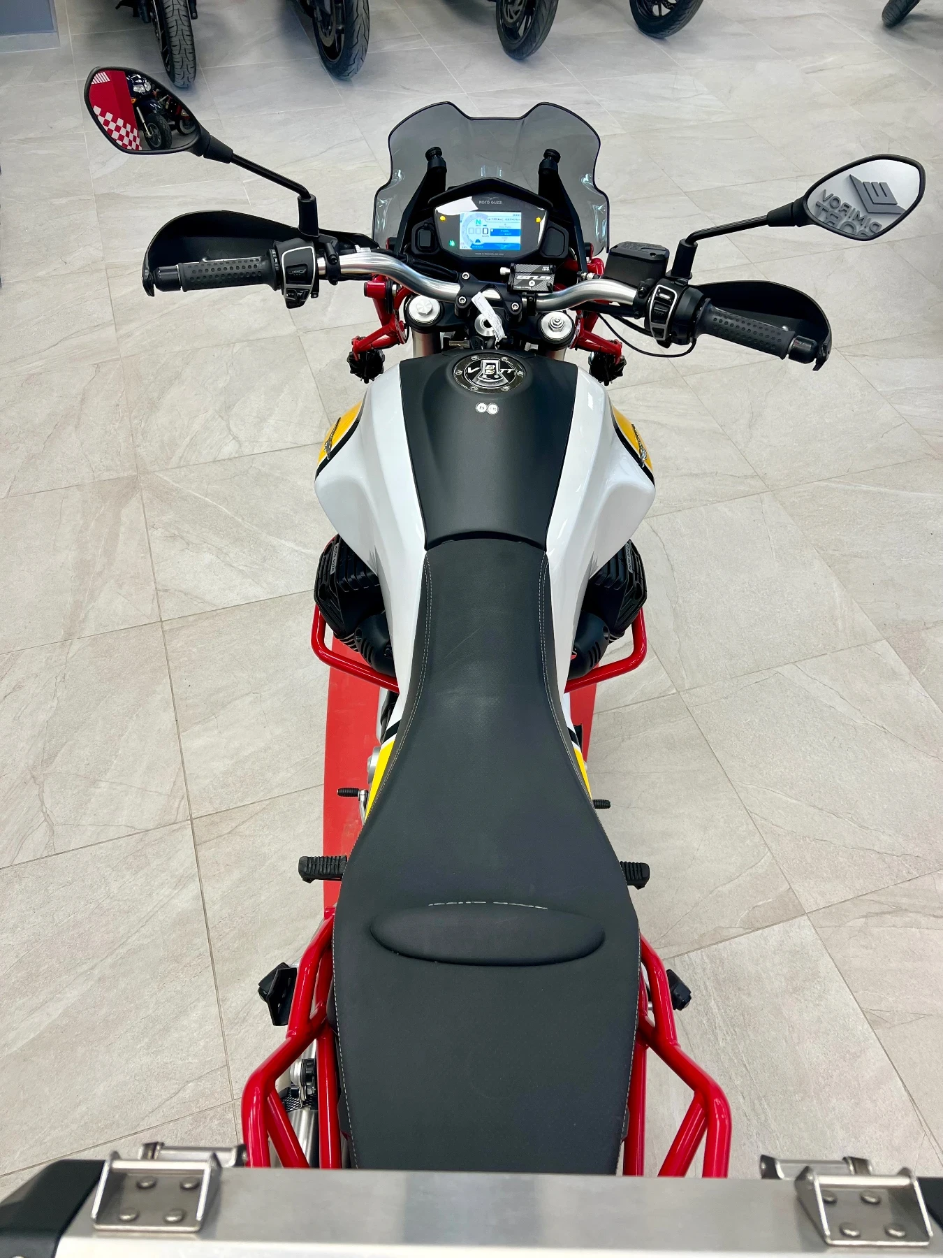 Moto Guzzi V 85 TT 2019 -  651 / | Mobile.bg   11