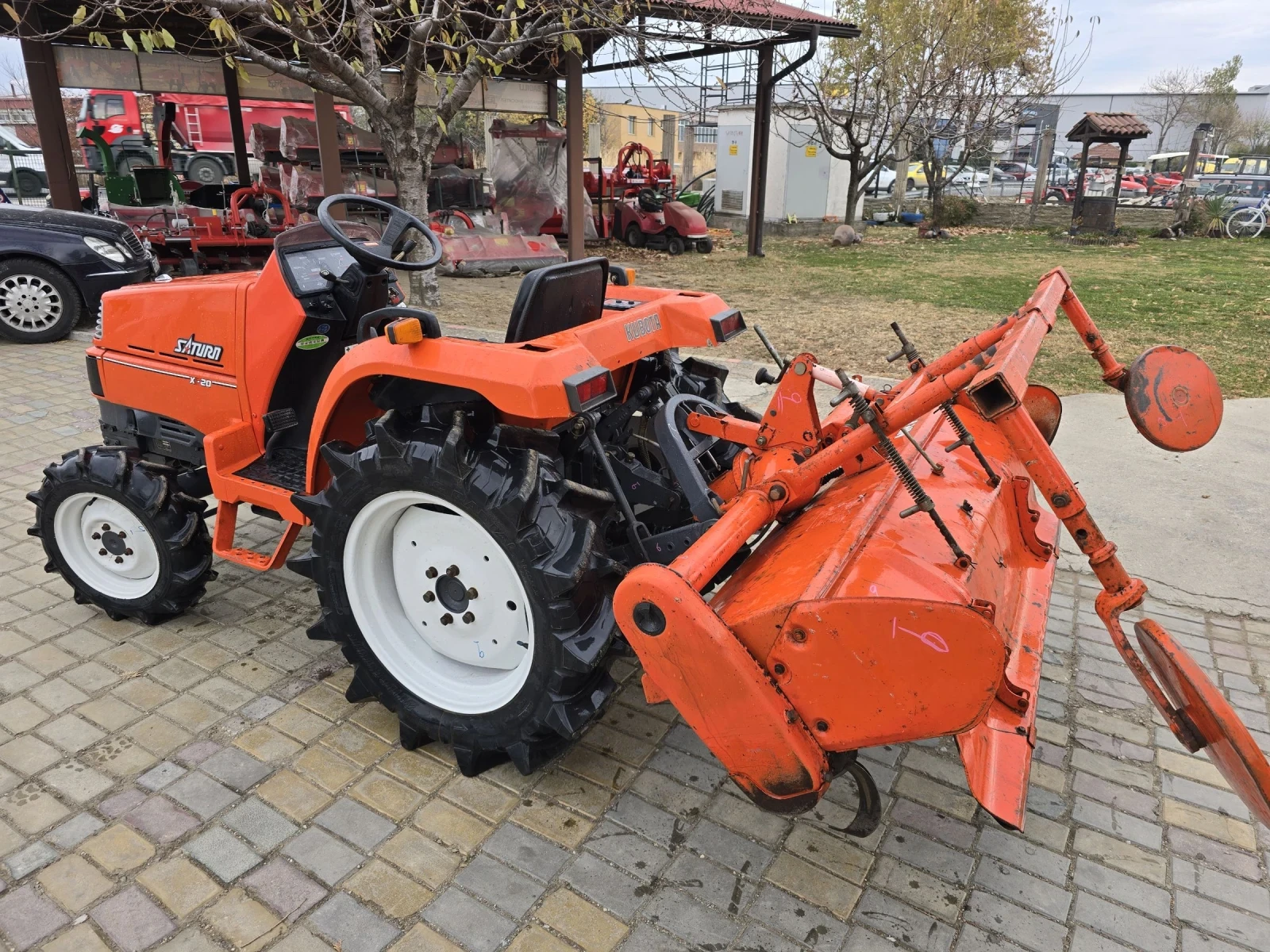 Трактор Kubota Х 20 - изображение 3