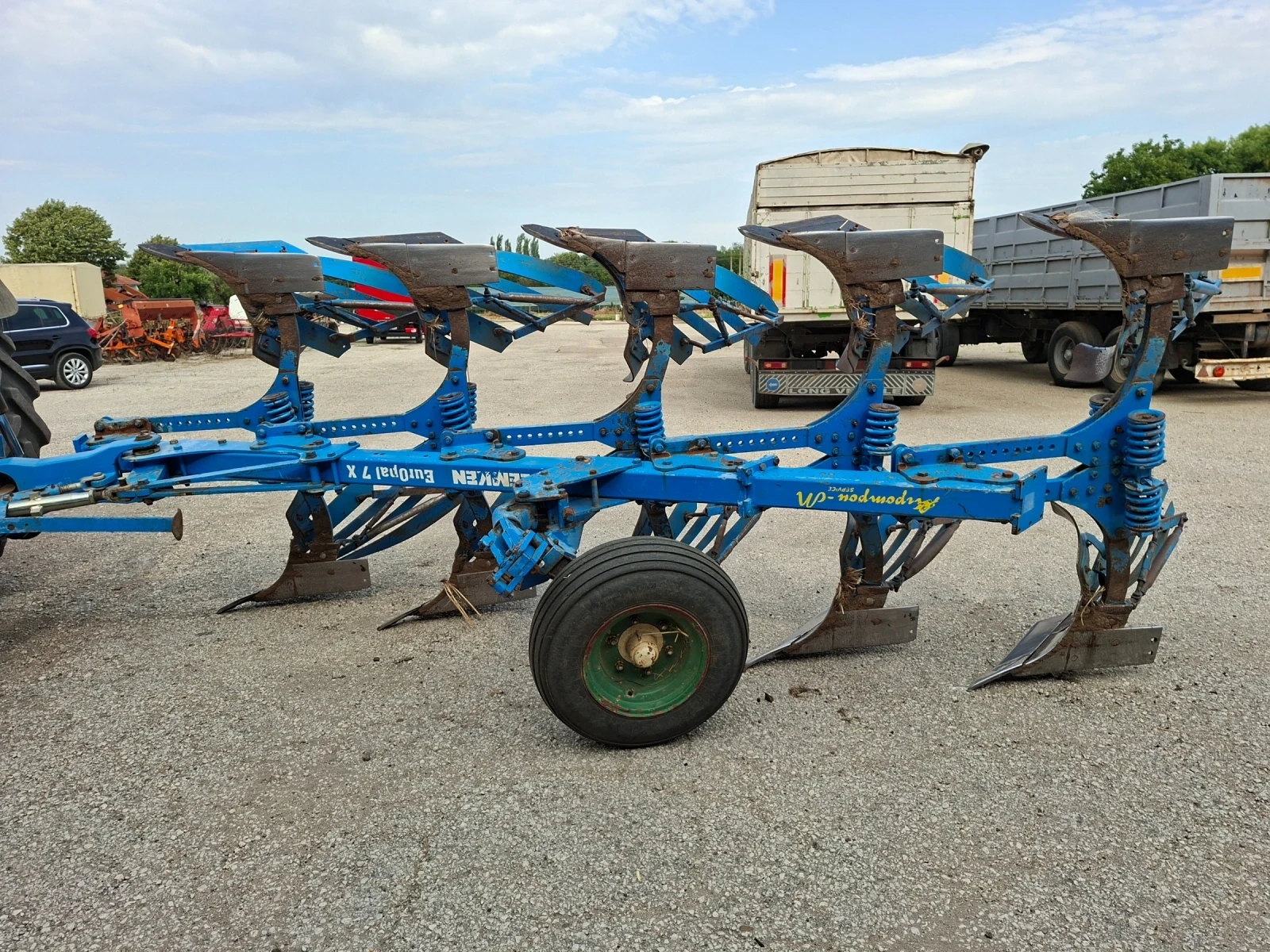 Трактор Claas AXION 830 - изображение 8