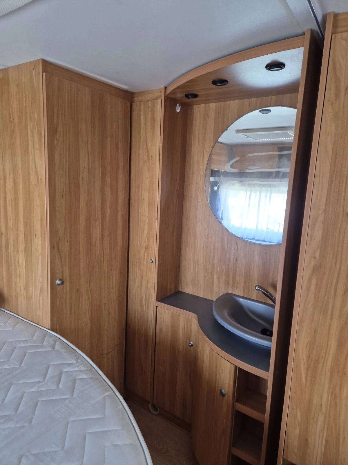 �������� Burstner Flipper  | Mobile.bg � ����������� 17