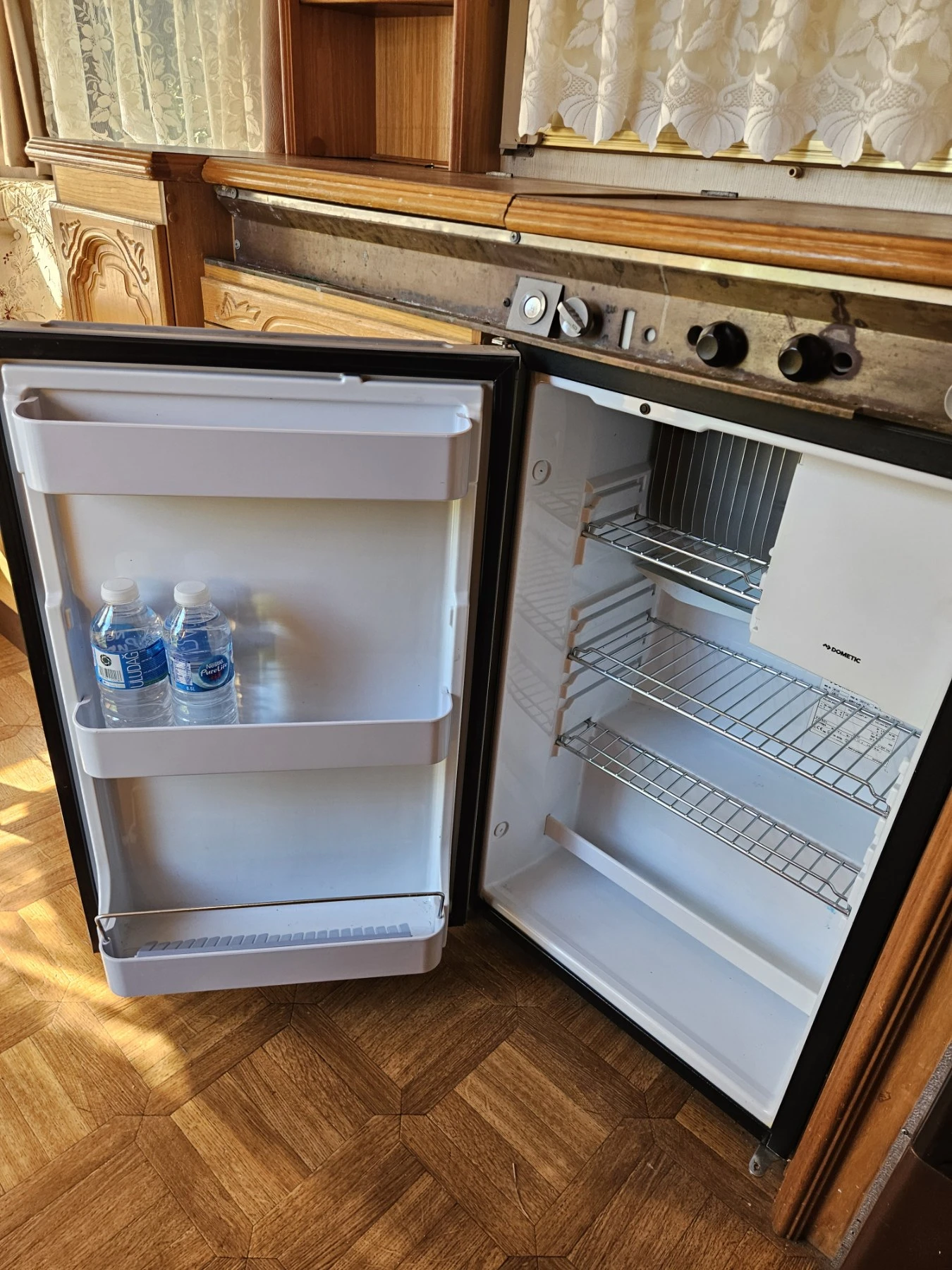 Каравана Tabbert Comtesse 530, снимка 9 - Каравани и кемпери - 54331142