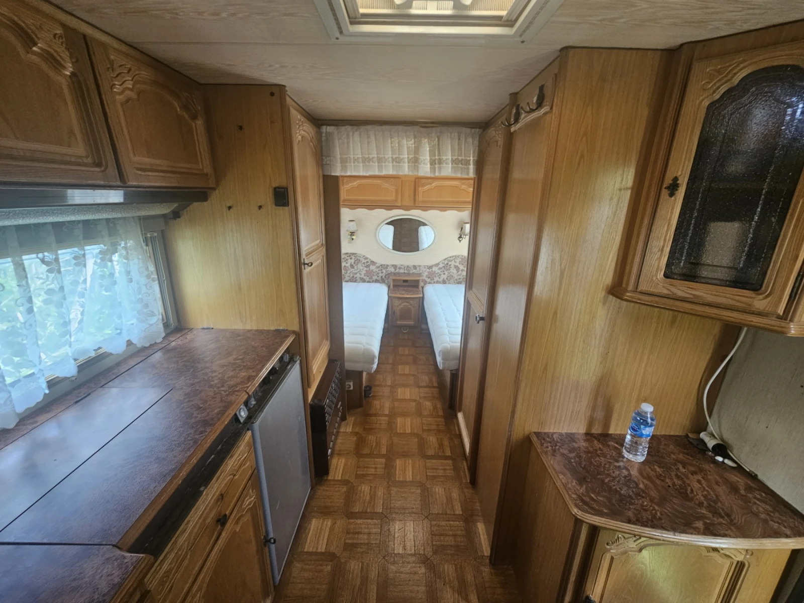 Каравана Tabbert Comtesse 530, снимка 15 - Каравани и кемпери - 54331142