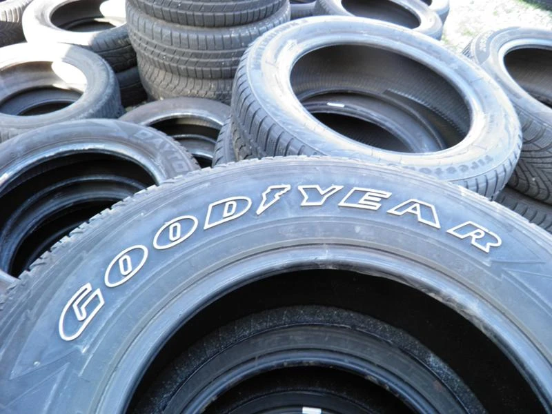 Гуми Всесезонни 265/70R17, снимка 2 - Гуми и джанти - 28296624