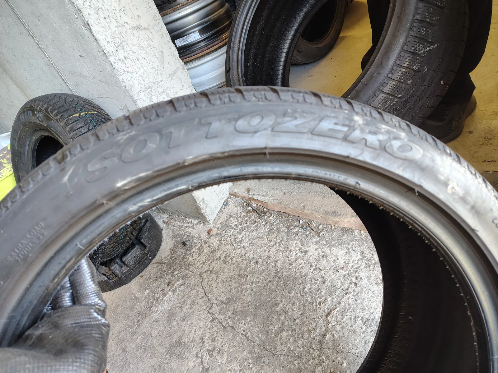  275/35R20 | Mobile.bg   8