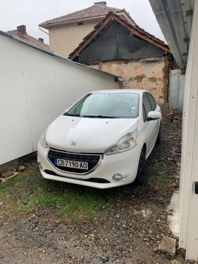 Peugeot 208 1.2, снимка 1