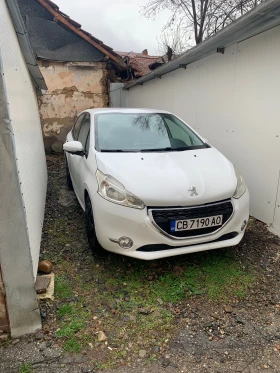 Peugeot 208 1.2, снимка 2